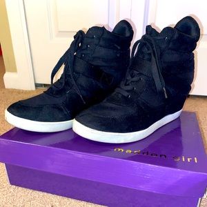 Steve Madden sneaker boots/wedges